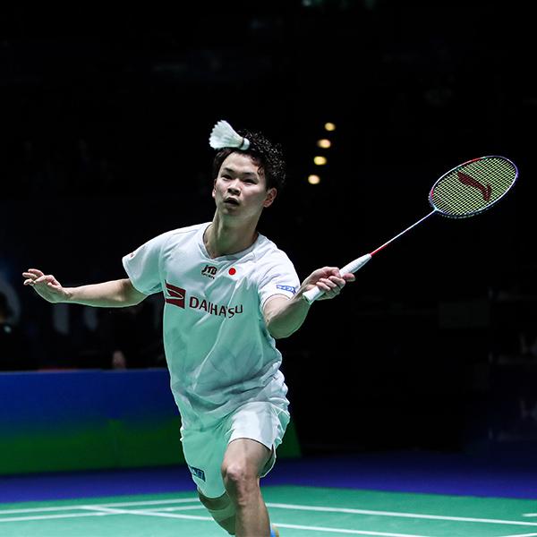 LI-NING リーニン バドミントンラケット エアロノート9000C LI-NING リーニン バドミントンラケット エアロノート9000C