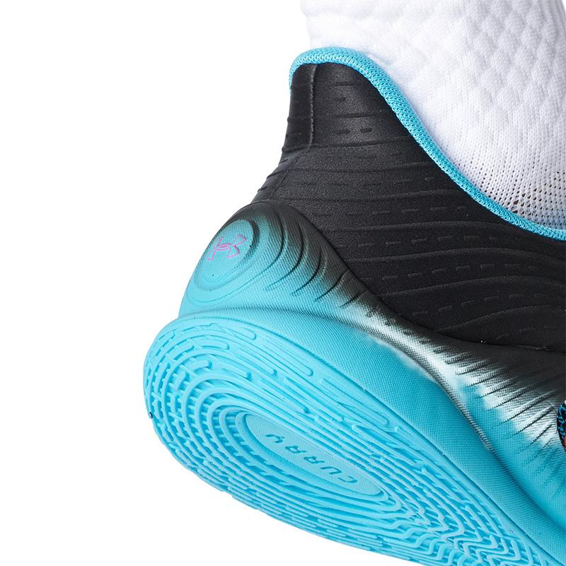UNDER ARMOUR（アンダーアーマー） バスケットボールシューズ カリー