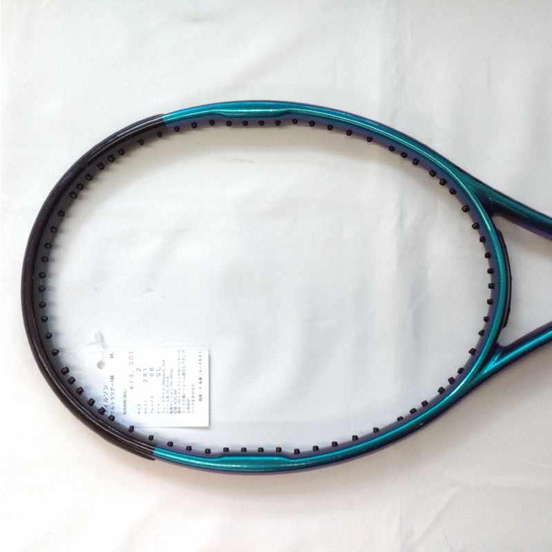 j*p様 ウィルソン ウルトラツアー100 V4 グリップ3 中古ラケット ウィルソン ラケット ]ウルトラツアー 100 V4.0 ULTRA TOUR 100