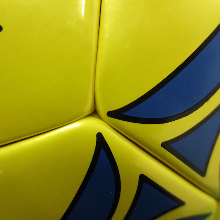小さいボール サッカーボール 軽い 2号球 ボールコントロール用 テクニック上達 サインボール 寄贈 寄せ書き 卒業記念 卒団記念 Gj 95f4 12se Fungoal 通販 Yahoo ショッピング