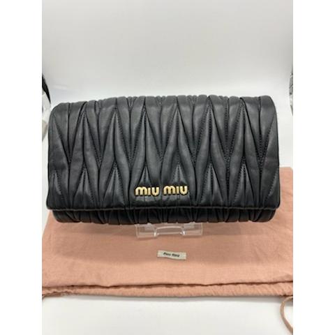 miu 【MIUMIU】ミュウミュウ チェーンバッグ ショルダーバッグ miu 【MIUMIU】ミュウミュウ チェーンバッグ ショルダーバッグ