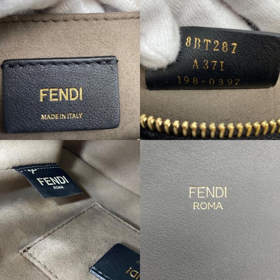 FENDI（フェンディ） 【FENDI】 レザー ショルダーバッグ ブラック