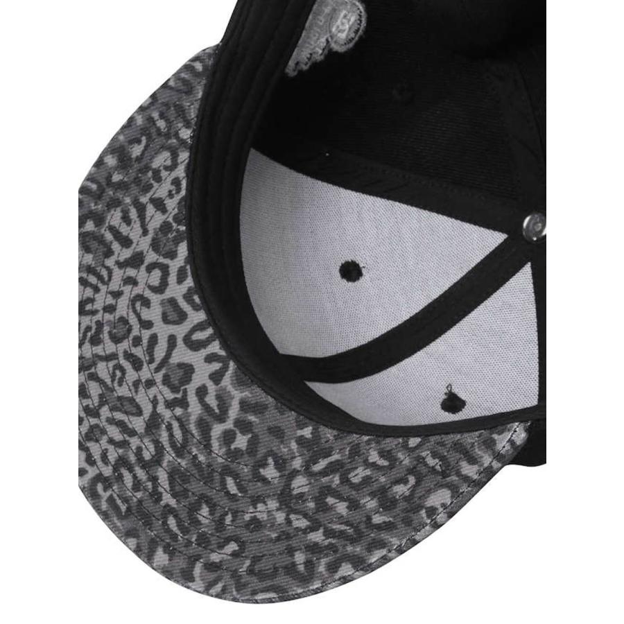 This is my cap “黒豹” This is my cap