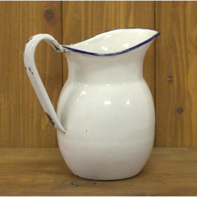 アンティーク好き‼️自由ヶ丘39 白いアンティークピッチャー アンティーク好き‼️自由ヶ丘Depot39 白いアンティークピッチャー