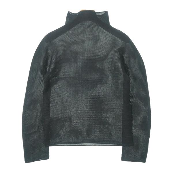 me ISSEY MIYAKE Tシャツ・カットソー -(M位) 【古着】【中古】 イッセイミヤケISSEY MIYAKE 斜行プリーツ変形カットソー 黒M位