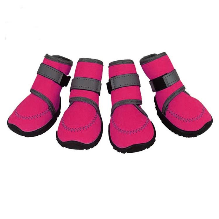 ペット用品 犬の靴 ドッグシューズ 靴下 1セット4個入り 肉球保護 滑り止め 履かせやすい 散歩 ソフト ブーツ 履物 犬靴下 ブーティ