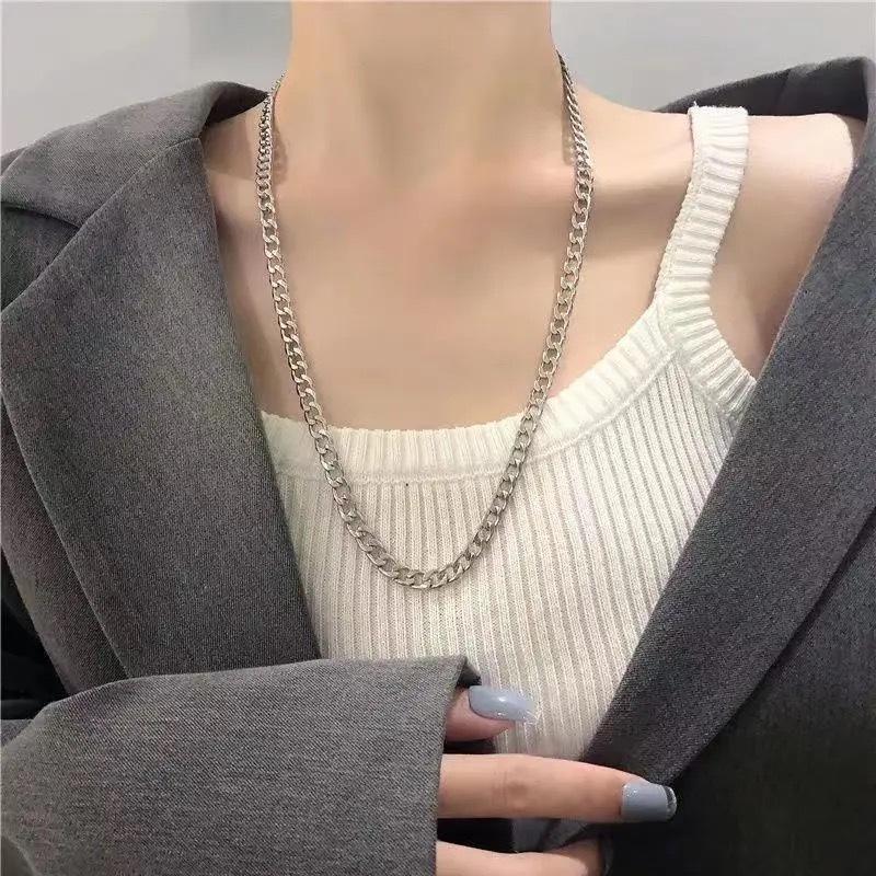 ツイスト ネックレス シルバー ステンレス メンズ レディース シンプル 韓国 超激安