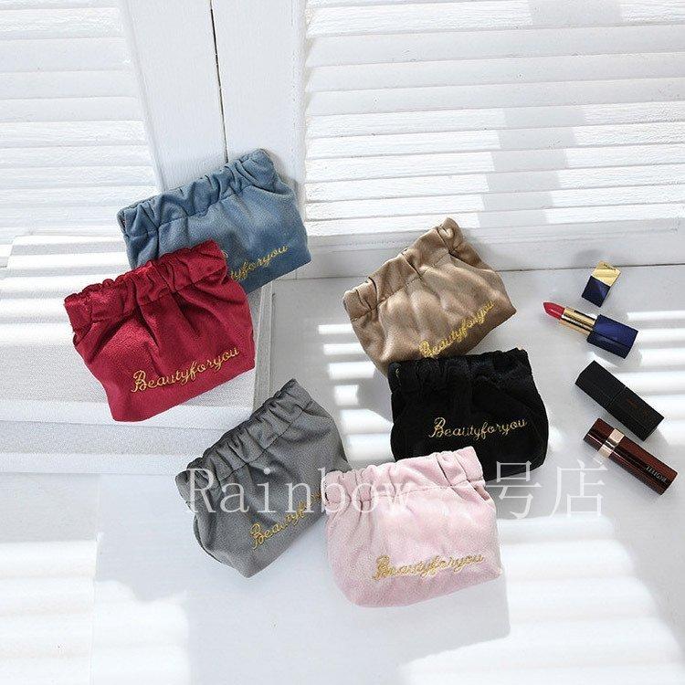 ポーチ 化粧品 メイクポーチ 化粧ポーチ コスメポーチ アルファベット 刺繍 レディース おしゃれ かわいい ベロア 韓国ファッション l Jo Po 760 Rainbow一号店 通販 Yahoo ショッピング