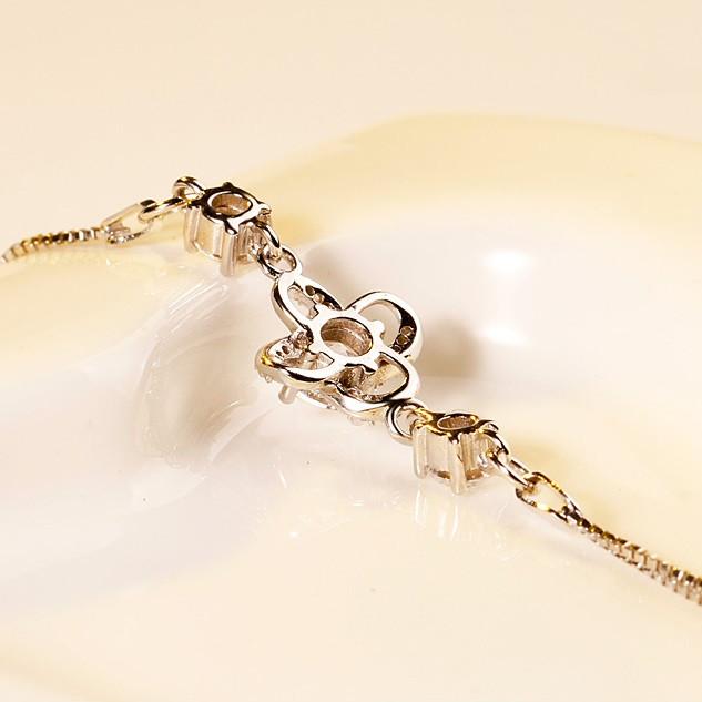 クローバー　ブレスレット　レアカラー　美品新品同様　匿名配送　即日発送 クローバー ブレスレット レアカラー 美品新品同様 匿名配送