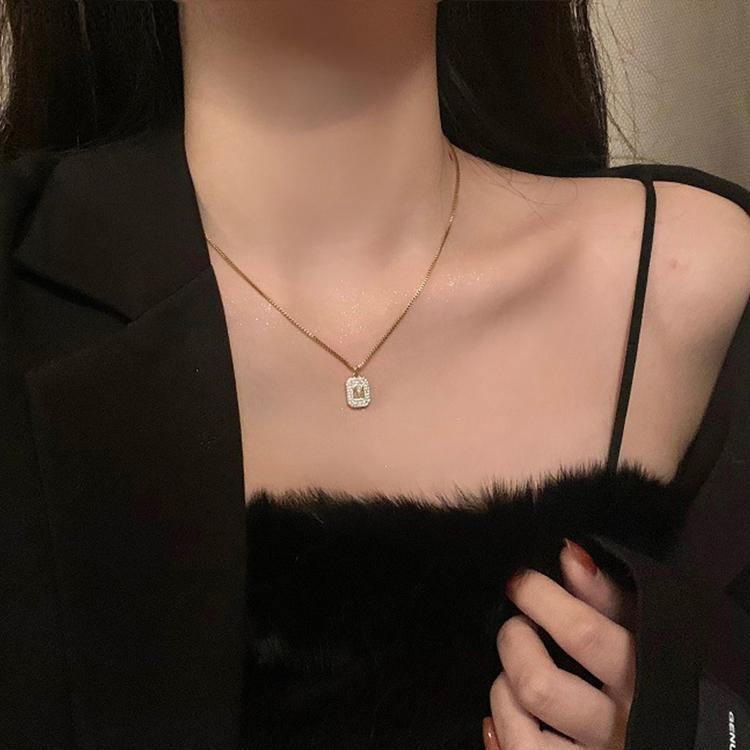 RainbowGirl ネックレス レディース 四角 香水瓶 M字 ステンレス 贅沢