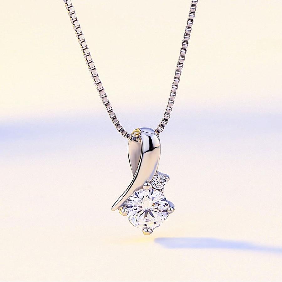 内祝い ネックレス レディース 30代40代50代 大粒0 8カラット 一粒 上品 シルバー925 プラチナ仕上げ 人気 女性 妻 彼女 娘 誕生日プレゼント ランキング1位獲得 Helpit Me