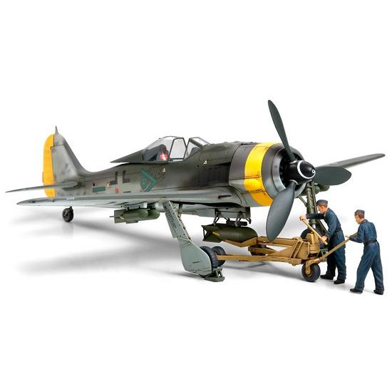 タミヤ 104 1/48 フォッケウルフ Fw190 F-8/9 爆弾搭載セット | タミヤ