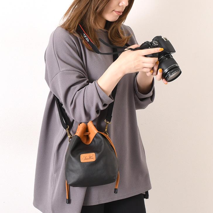 カメラバッグ 女子 ショルダー おしゃれ 一眼レフ ポーチ ミラーレス
