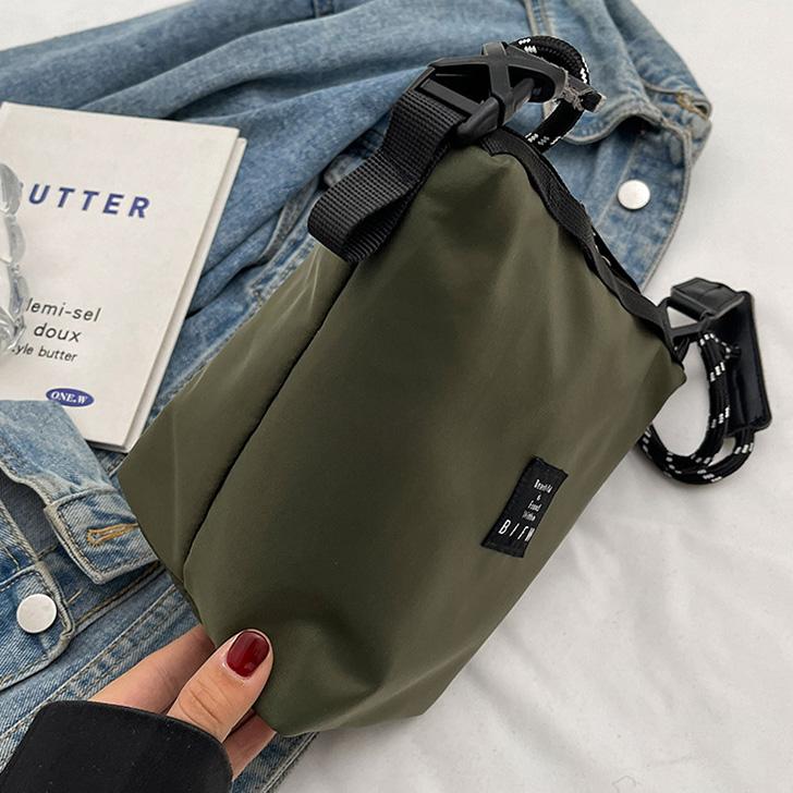 ショルダーバッグ ボディバッグ レディース メンズ 軽量 小さい