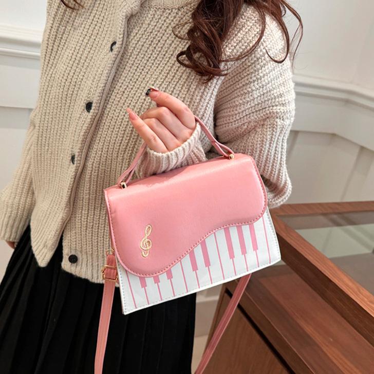 ショルダーバッグ レディース 小さめ 軽い ハンドバッグ 2way 斜め掛け