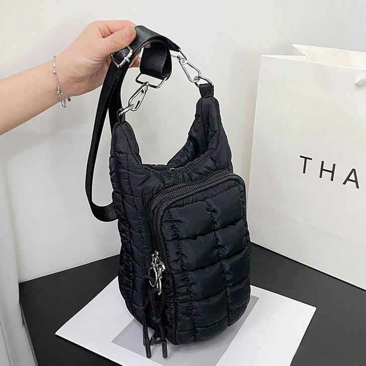 ペットボトルホルダー 水筒カバー スマホポーチ ケース ショルダー 斜