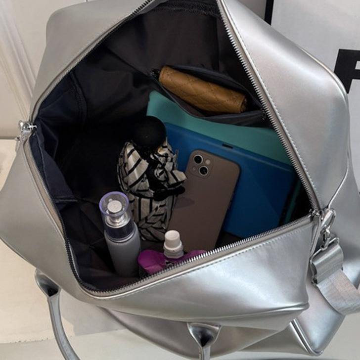 本物カルクルcarcru本革レザーハンドバッグビジネストートボストンバック旅行 楽天市場】carcru カルクルの通販