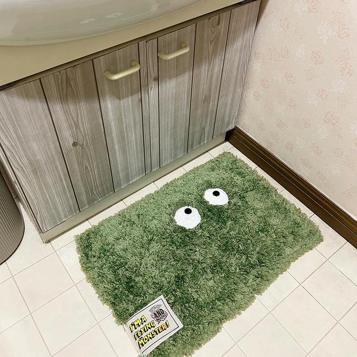 フロアマット タフトマット フライングモンスター 40×60cm 小さめ ラグ