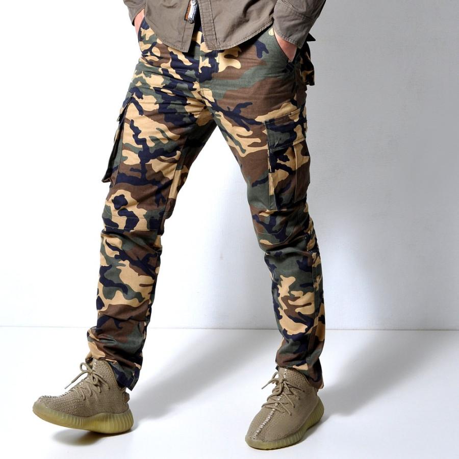 新品タグ付き　Viscotecs 迷彩柄スリムフィットパンツ M 全品送料無料 カモフラージュ スリムカーゴパンツ メンズ ボトムス