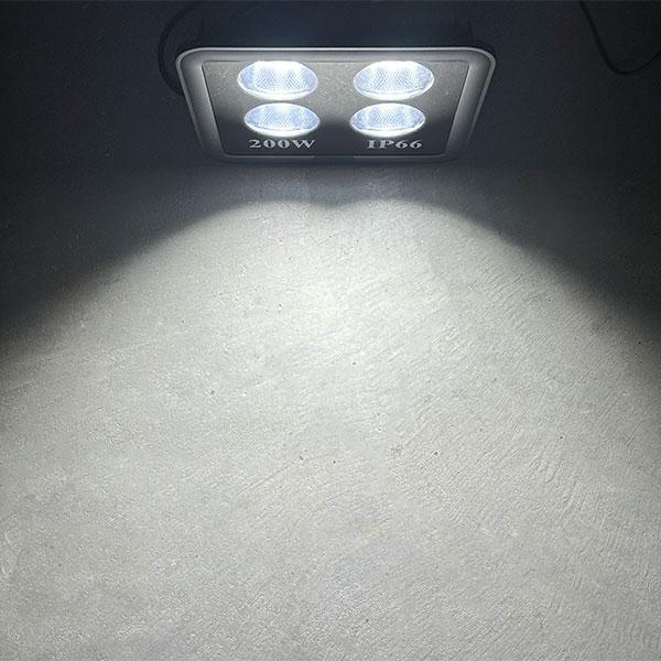 LED投光器 LEDライト COBチップ 200W 2000W相当 防水 防犯 LED投光器 LEDライト COBチップ 200W 2000W相当 防水 防犯