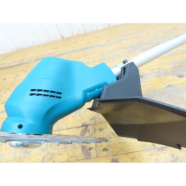 616 充電式草刈機 makita マキタ MUR182UDRF 18V バッテリ×1・充電器 中古品 未使用品・マキタ・充電式草刈機・刈払機・MUR182UD・18V・充電器