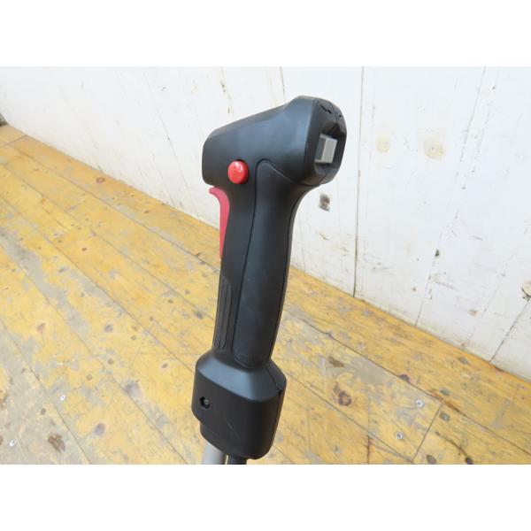 616 充電式草刈機 makita マキタ MUR182UDRF 18V バッテリ×1・充電器 中古品 未使用品・マキタ・充電式草刈機・刈払機・MUR182UD・18V・充電器