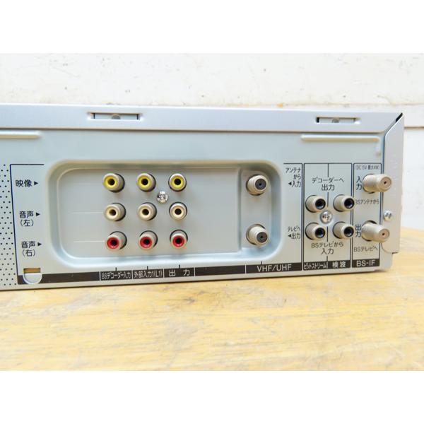 ビデオデッキ　Panasonic パナソニック・ビデオデッキ・NV-HXB55・2003年製・中古品・152449