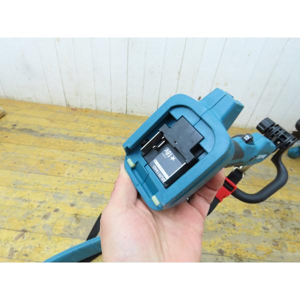 マキタ・充電式草刈機・刈払機・本体のみ・MUR194D・18V・中古品 