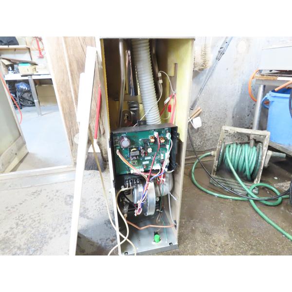 長府製 石油給湯器 給湯専用 2021年製 ボイラー IB-3865F 動作良好