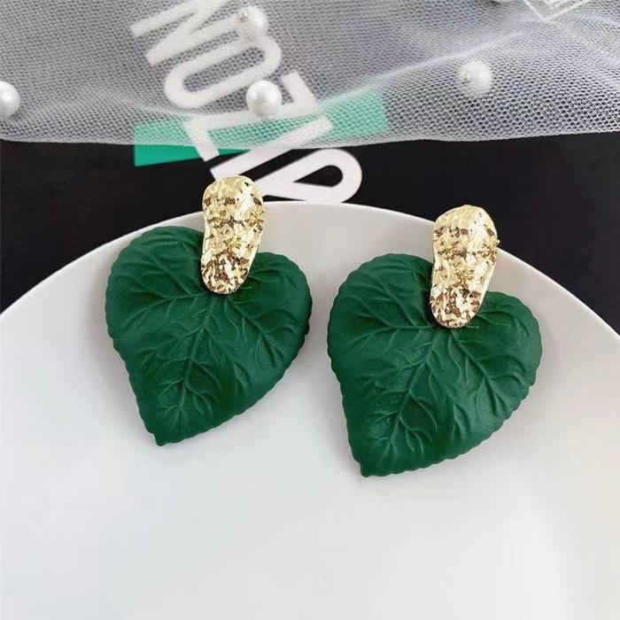 チャーム メタルチャーム アクセサリーパーツ 葉 植物 ボタニカル 模様入り 秋冬 カン付き 約31x30mm 2ヶ :K-1610:楽工房 - 通販 - Yahoo!ショッピング チャーム メタルチャーム アクセサリーパーツ 葉 植物 ボタニカル 模様入り 秋冬 カン付き 約31x30mm 2ヶ :K-1610:楽工房 - 通販 - Yahoo!ショッピング