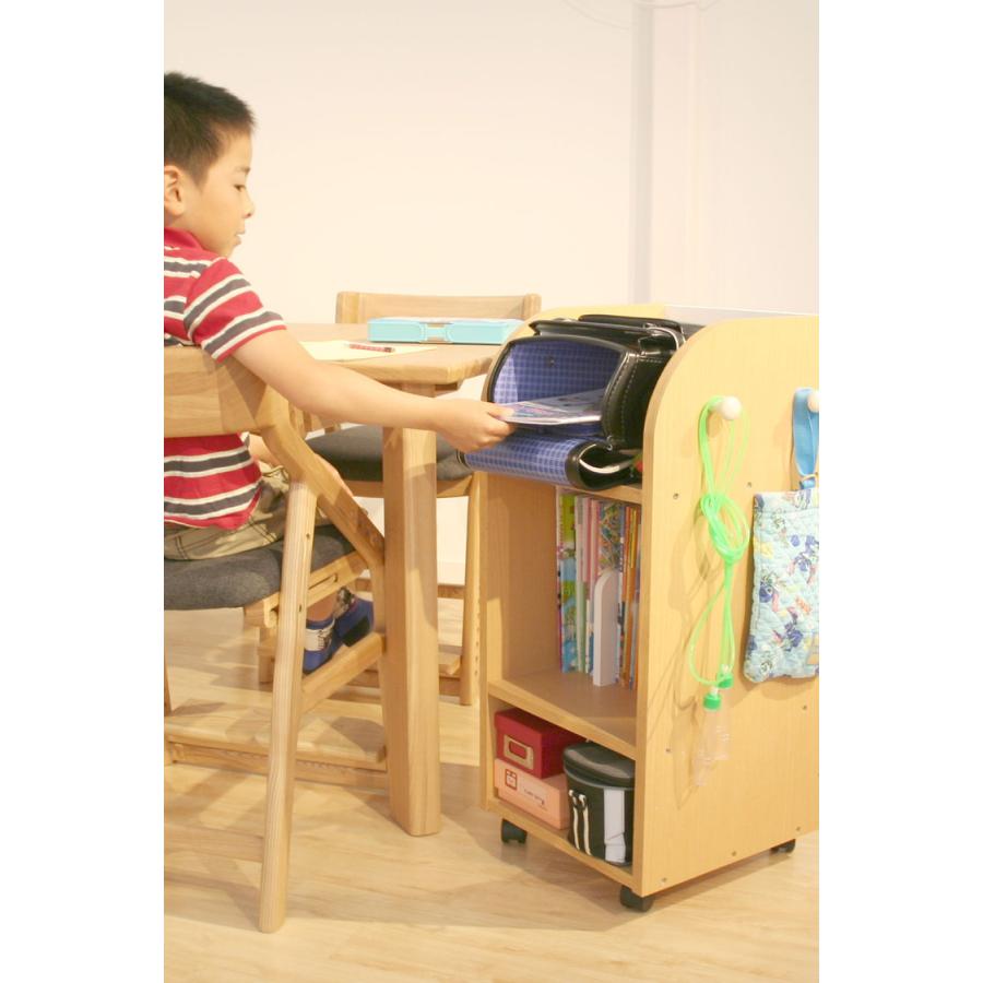 ランドセルラック 学用品収納棚 おしゃれ ナチュラルモダン かわいい 木製 本棚 キャスター 登校に必要なものをまとめて整理 | ICHIBA | 02