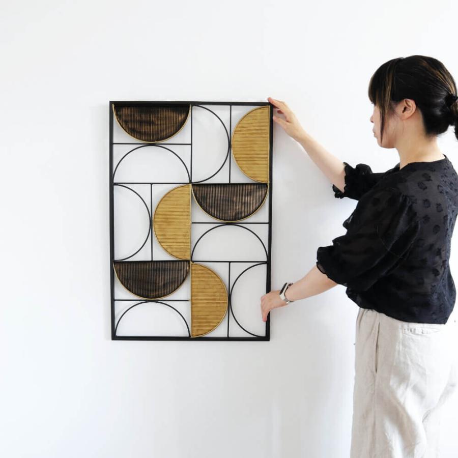 アイアンウォールデコ 壁飾り アンティーク調 壁掛け オブジェ 金属アート 草木柄 動物 幾何学模様 インテリア 520x775mmの画像