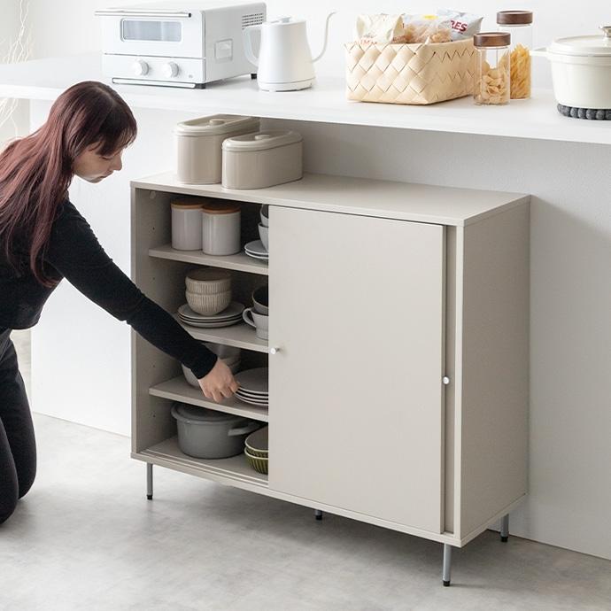 ラック 棚 おしゃれ 北欧モダン レトロ 木製 扉付き 洗練 シンプル