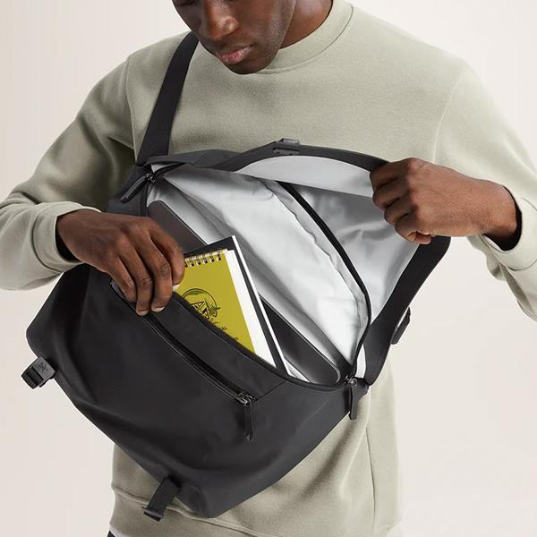 ARC'TERYX（アークテリクス） Granville 10 Courier Bag(グランヴィル
