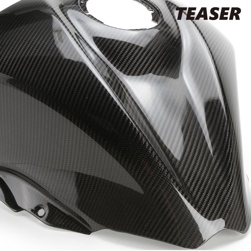 TEASER TCS02G FRONT TANK COVER 【DRY CARBON HG】 SUZUKI GSX1300R HAYABUSA (21-23) ティーザー カーボン タンク カバ―｜ram777｜07