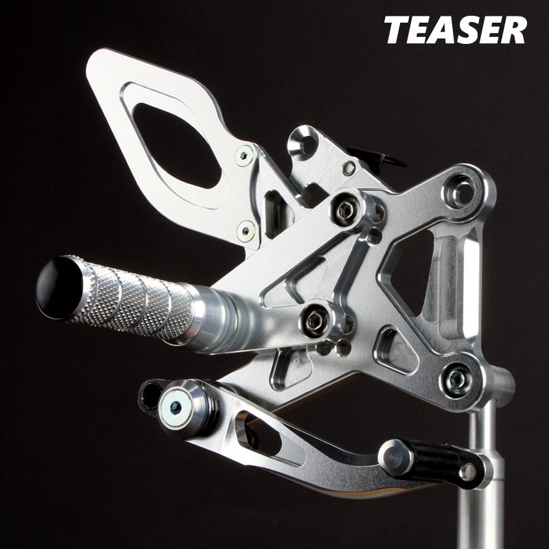 5枚 TEASER X4J4S レーシング ステップXX [SILVER/4ポジ] KAWASAKI ZX-4RR
