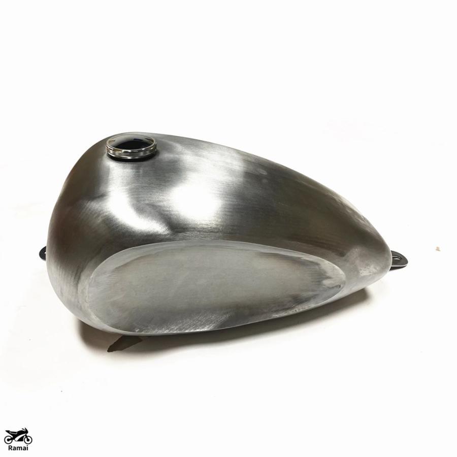 バイクタンク　変なやつ9L Amazon | バイク用 9L ガソリンタンク Qiilu 汎用 ヴィンテージ