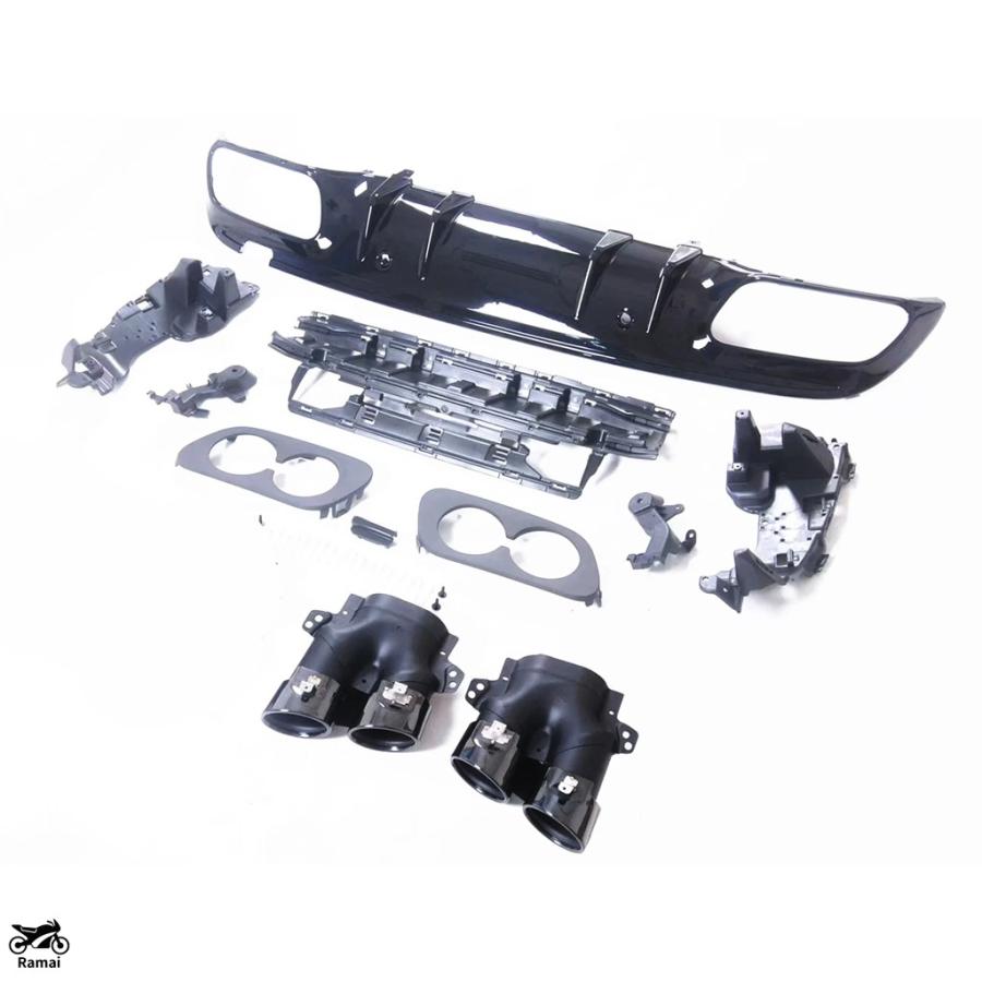 【並行輸入品】 ベンツ C クラス W205 AMG バンパー 2015年-2020年 スポーツ 4 ドア セダン C43 ブラック リア デュフューザー リップ+マフラー エキゾーストの画像