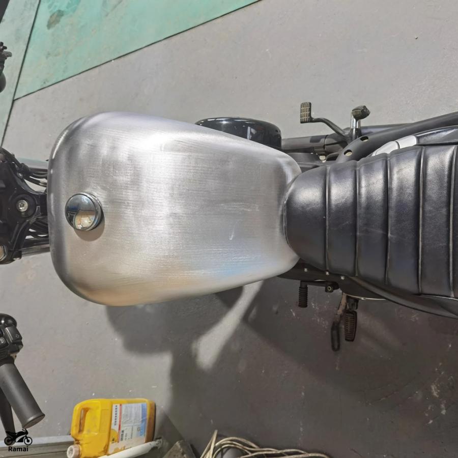 並行輸入品】 バイク 20L Large キャップaシティ ガソリン タンク