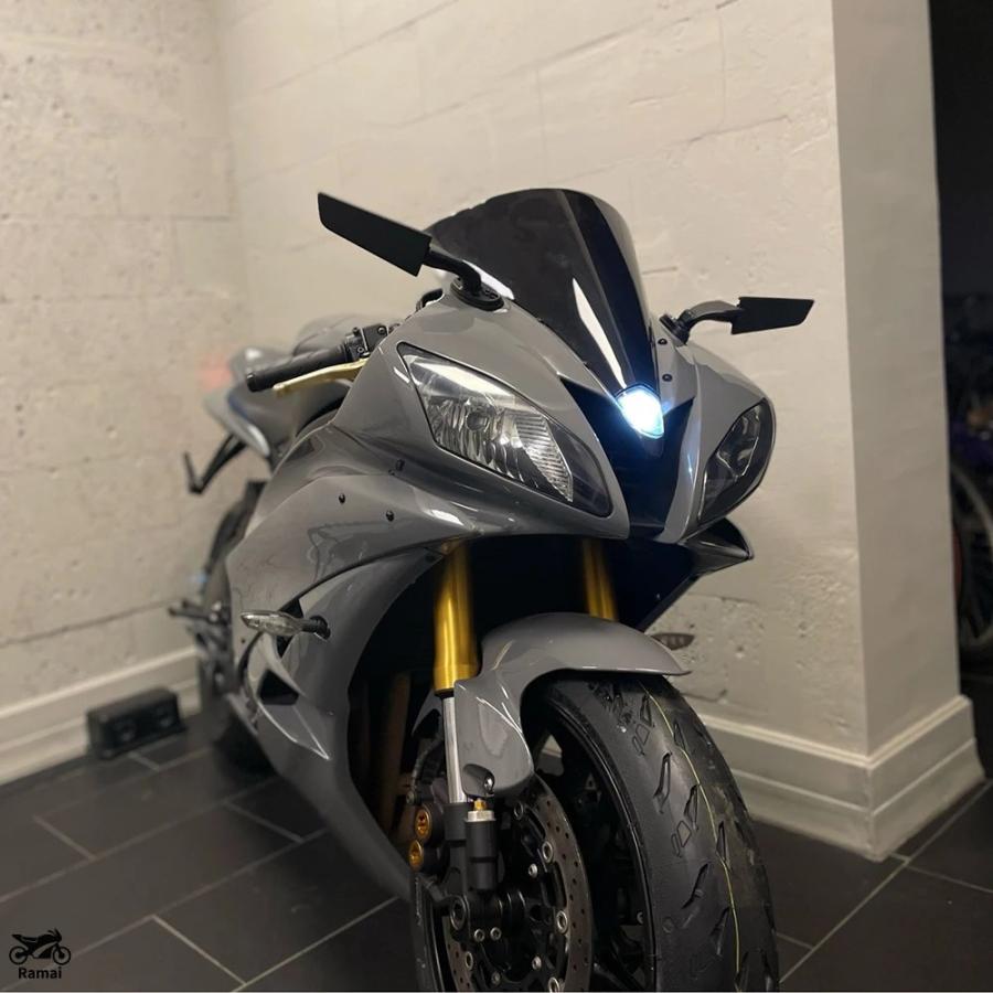 並行輸入品 バイク ミラー 風防 ウィング 調整可 Rotating サイド リア