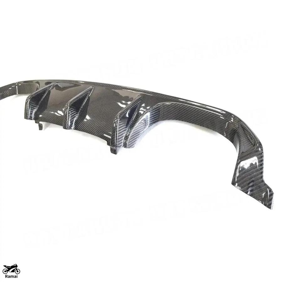 【並行輸入品】 M3 M4 カーボン リア バンパー デュフューザー リップ スポイラー BMW F80 F82 F83 2014年-2019年 FRP バンパー スポイラー キットs カスタムの画像