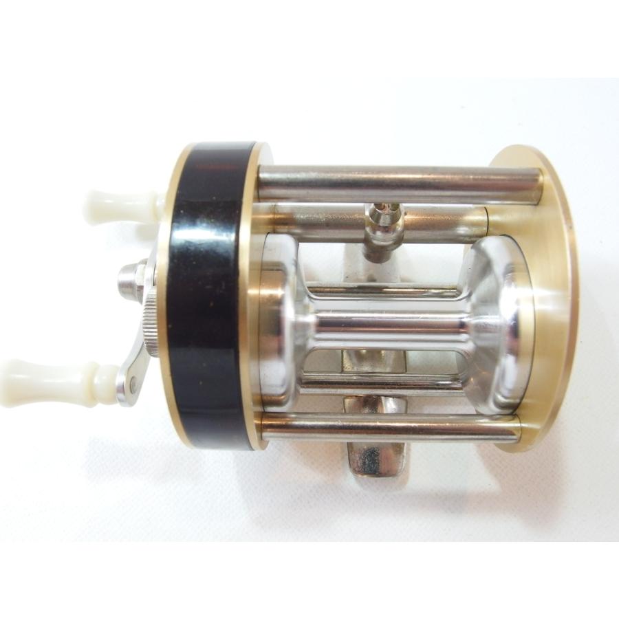 BPベイト リボルバー 414 B.P. Bait Revolver No.414 左巻き