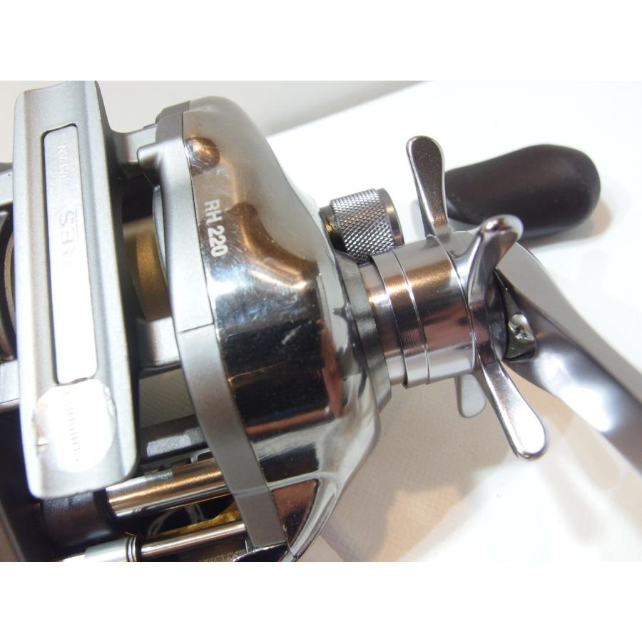 シマノ　スコーピオン アンタレス   初代 SHIMANO  ANTARES  RH 220  右巻き ベイトリール  箱違い (252-1112 |  | 07