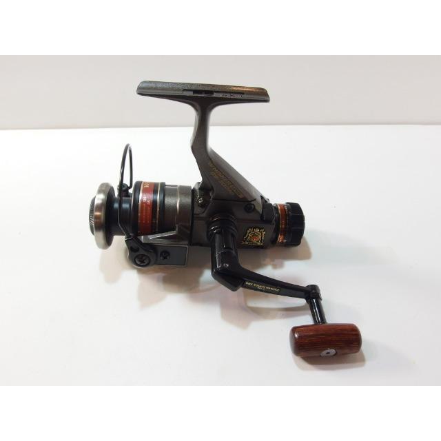 ダイワ ウィスカースピン GS-700RD スピニングリール Daiwa WHISKER