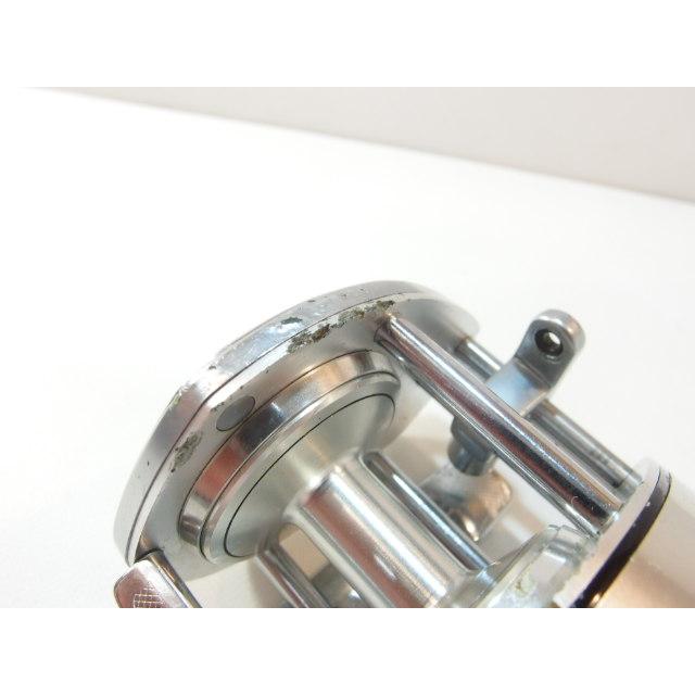 シマノ バンタム 200 SHIMANO Bantam 右巻き ベイトリール 国産 シマノ バンタム 200 SHIMANO Bantam 右巻き ベイトリール 国産