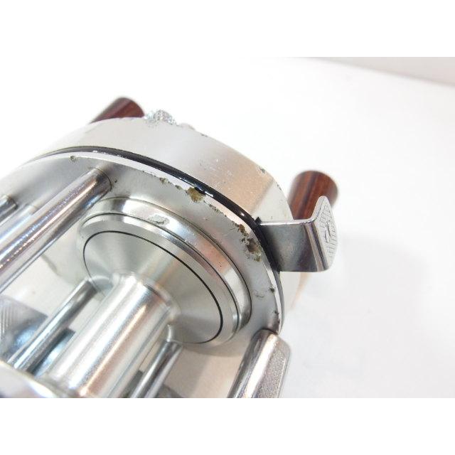 シマノ バンタム 200 SHIMANO Bantam 右巻き ベイトリール 国産 シマノ バンタム 200 SHIMANO Bantam 右巻き ベイトリール 国産