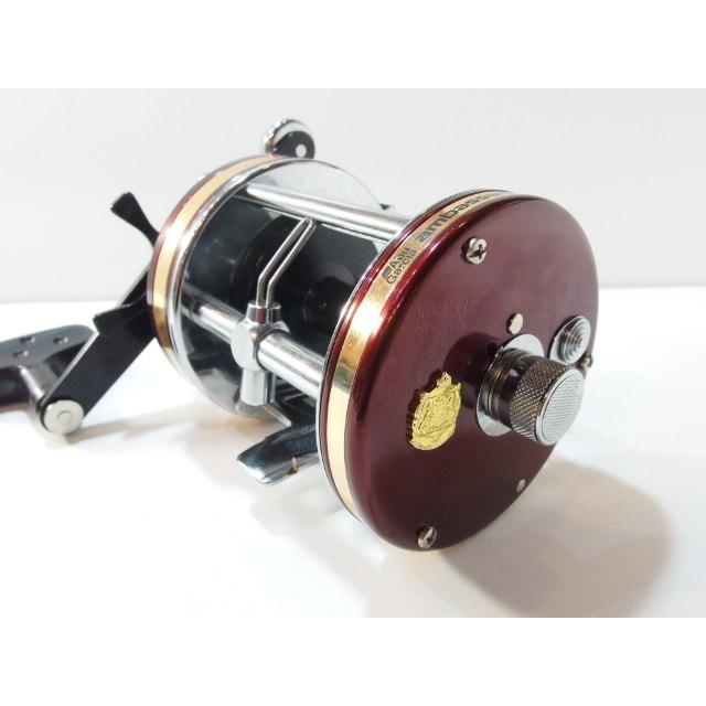 アブガルシア ABU アンバサダー 7000 C3 バーガンディー 右巻き ベイト