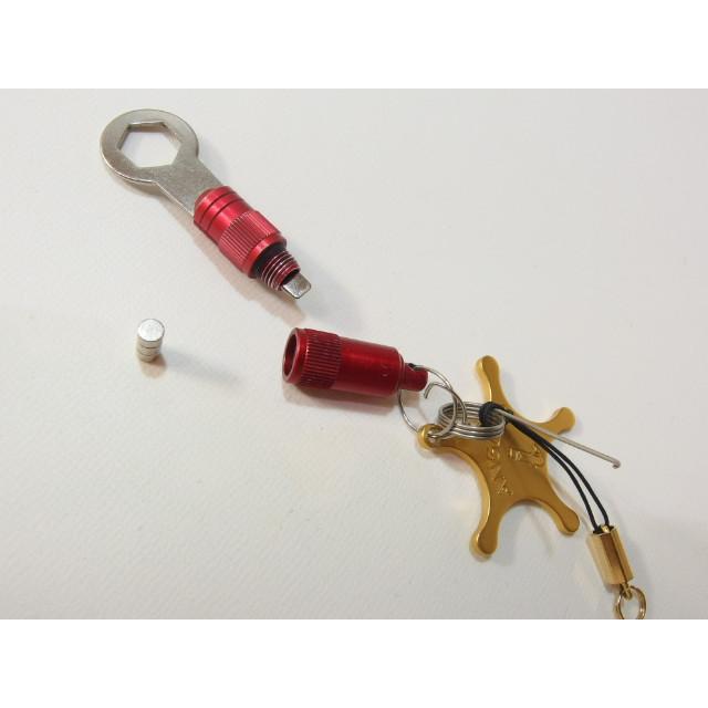 五十鈴工業 スパナキーホルダー イズズ ヴィンテージ リール工具