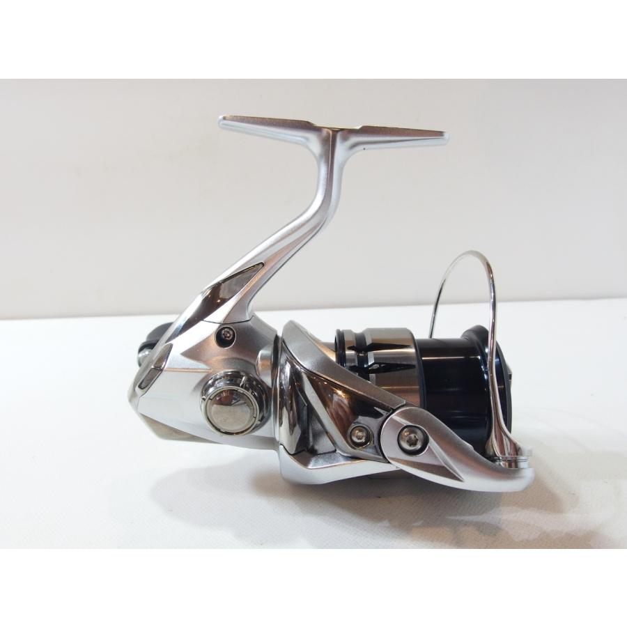 シマノ 19 ストラディック 2500S SHIMANO STRADIC 2500 S スピニング