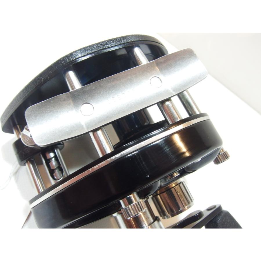 ダイワ ファントム SM-2 DAIWA Phantom SM 2 右巻き ベイトリール
